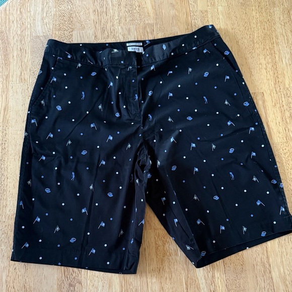 Izod Black Golf Shorts with Blue and White Accents ladies size 14 Stretch - Picture 1 of 9